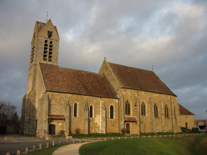 6102_eglise_Saint_Maurice_Blandy_les_Tours.jpg